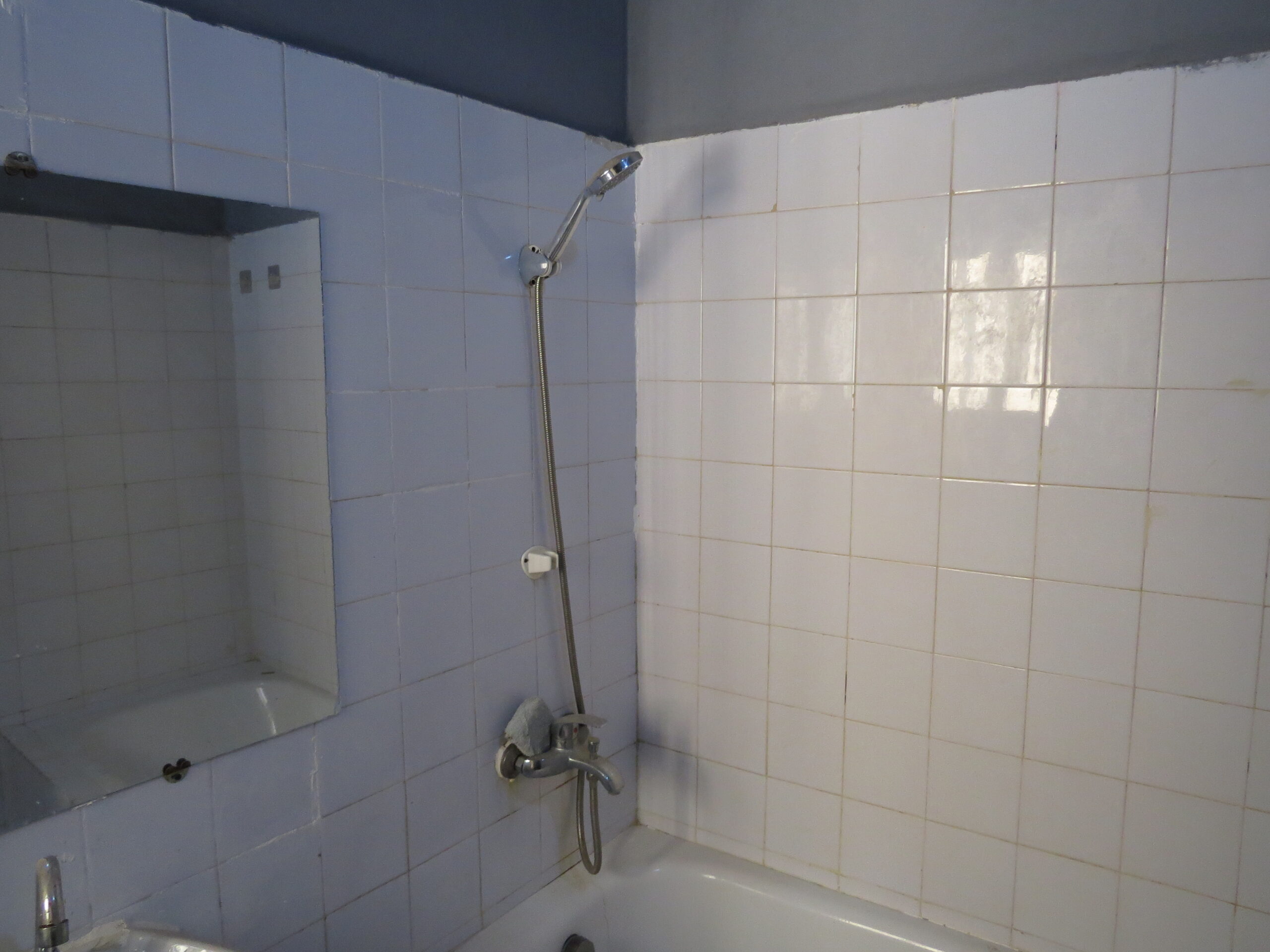 Duplex à louer à Mamelles, cité des Magistrats (33)