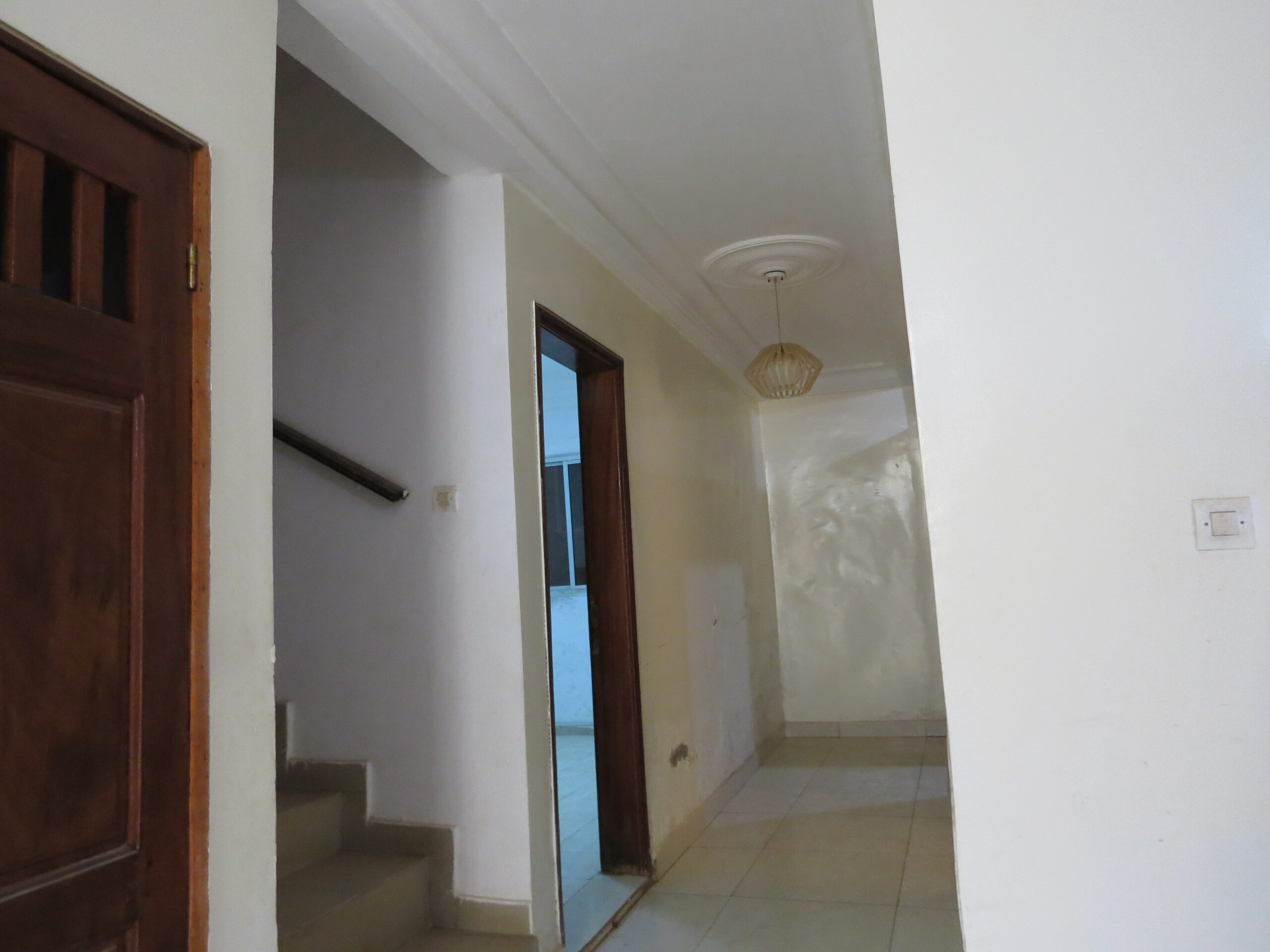 Duplex à louer à Mamelles, cité des Magistrats (45)
